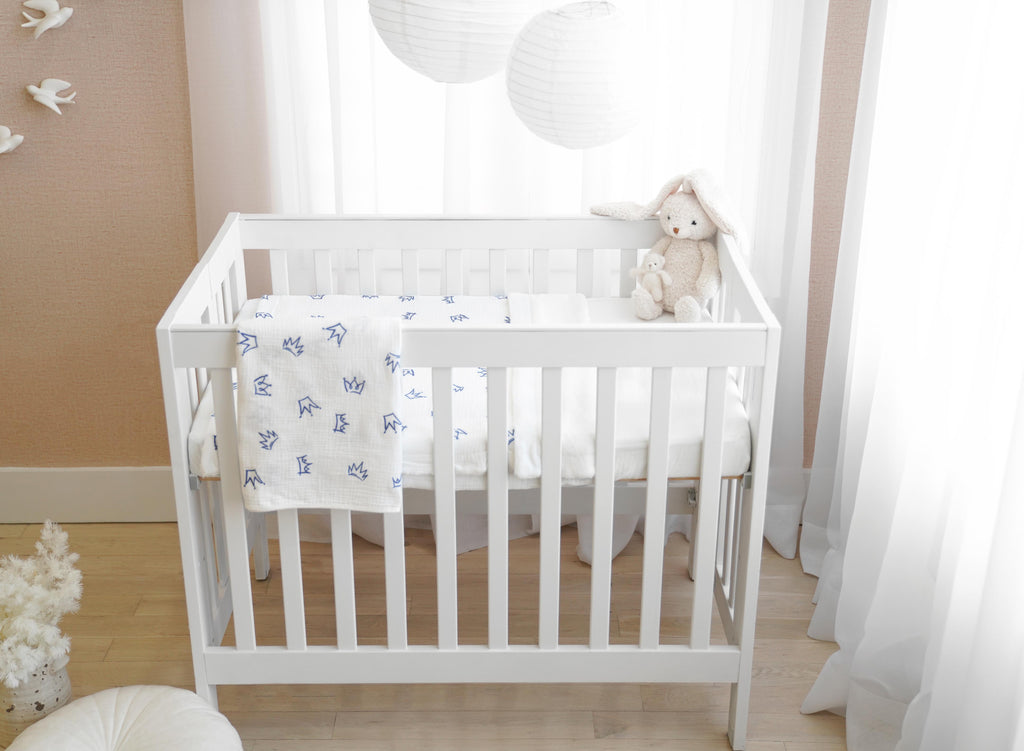 Crown - Portable Mini-Crib Blue