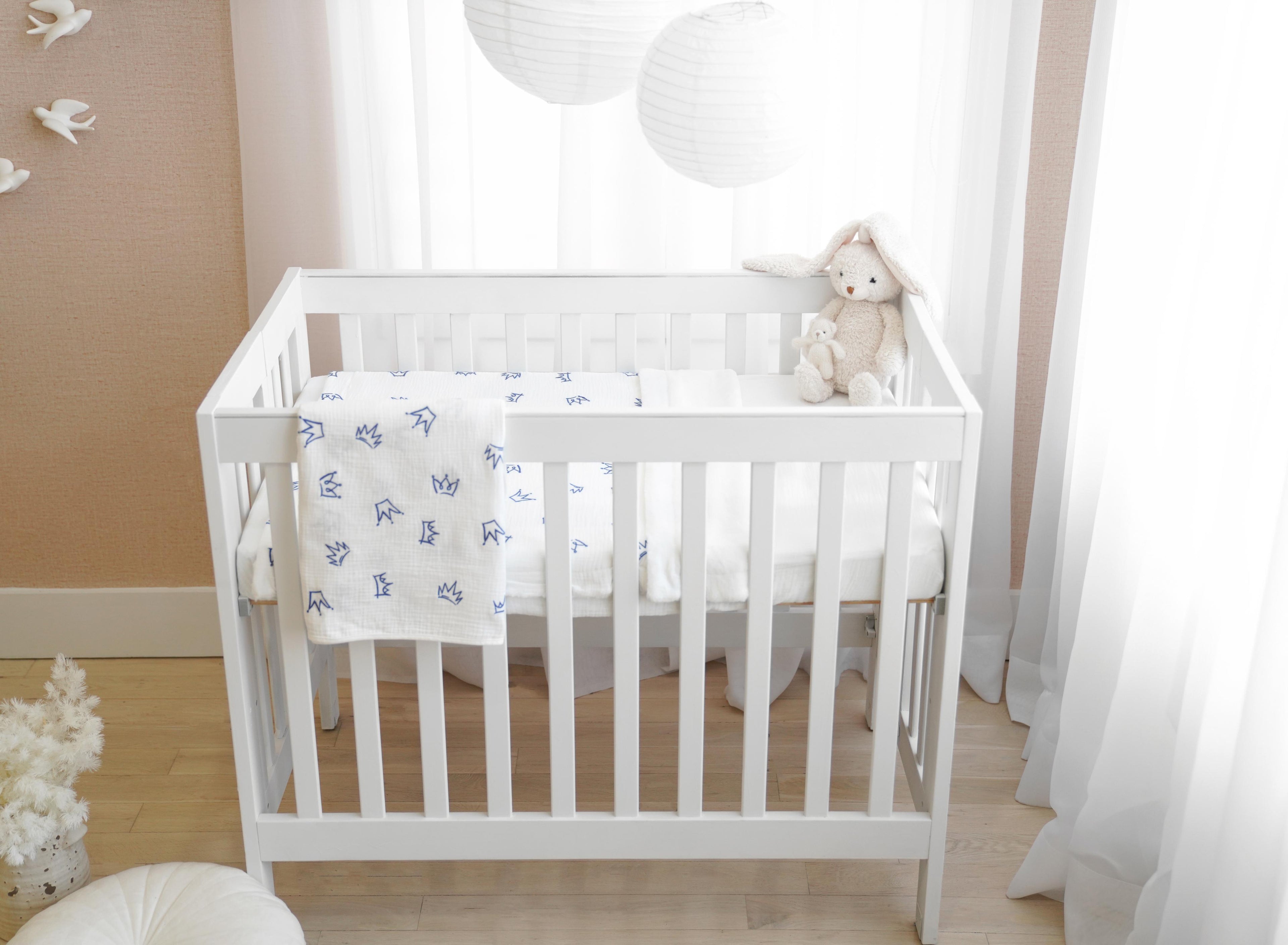 Crown - Portable Mini-Crib Blue