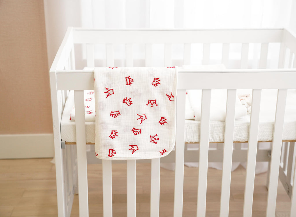 Crown - Portable Mini-Crib Red
